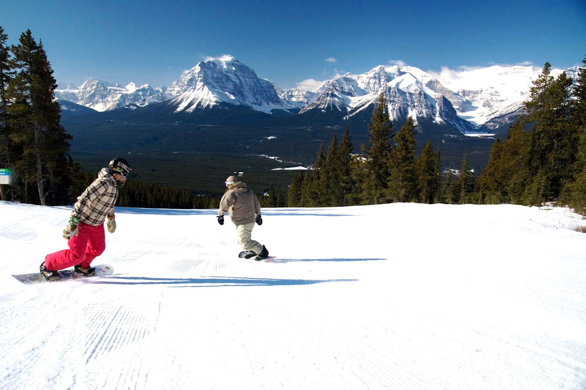 Banff Basecamp Snowboard 3.jpg